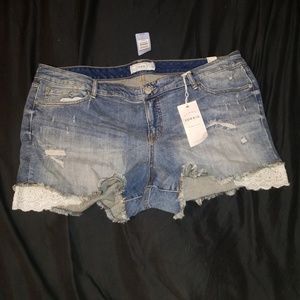 Torrid beaded shorts NWT